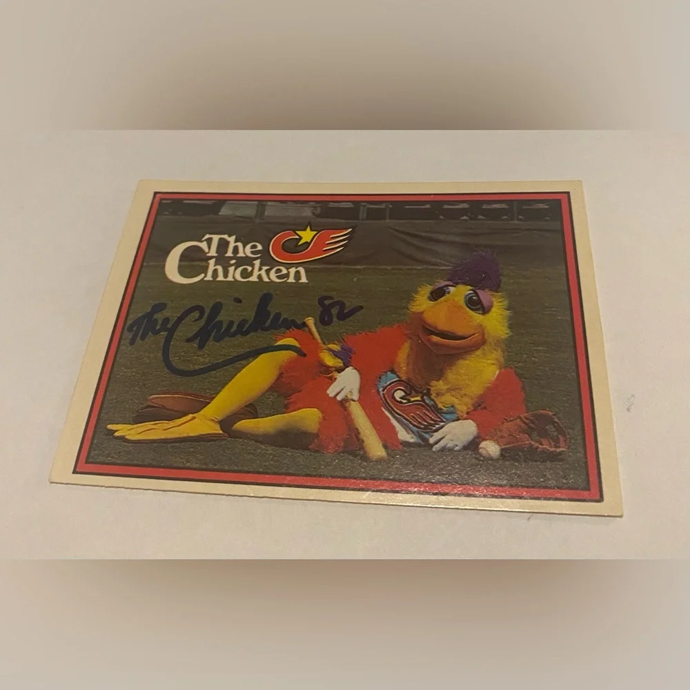 The San Diego Chicken Rare! Autographed 1982 Donruss Baseball Card #531 Vintage